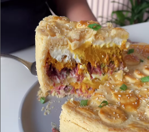 IMG: Empadão de Carne Seca com Abóbora