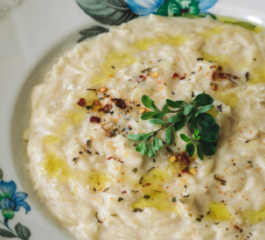 Risoni Cremoso de Queijos Alho Assado e Limão