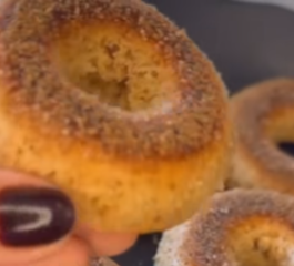 Rosquinha de Maçã com Canela e Aveia
