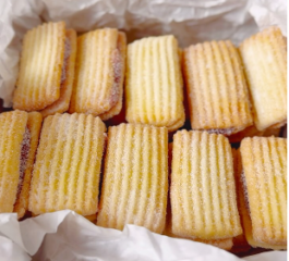 Biscoito Amanteigado Recheado com Goiabada