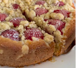 Bolo De Morango Alemão