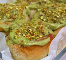 Cinnamon Rolls com Pistache Vegano