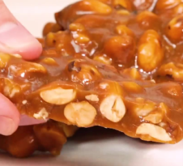 Pé de Moleque com Leite Condensado