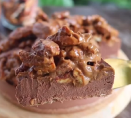 Torta de Chocolate com Especiarias e Caramelo Vegana