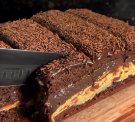 Bolo Gelado de Maracujá com Brigadeiro