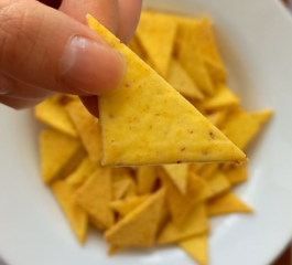 Salgadinho Assado de Queijo