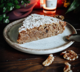 Bolo Cremoso de Nozes sem Glúten e sem Lactose