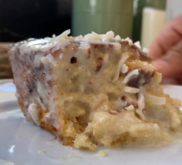 Bolo Gelado SEM AÇÚCAR de Abacaxi com Coco