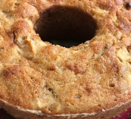 Bolo Saudável de Banana e Maçã