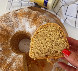 Bolo de Maionese com Canela e Limão