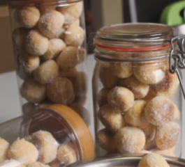 Pipoco: Receita Tradicional de Biscoitinho com Calda de Açúcar da Vovó