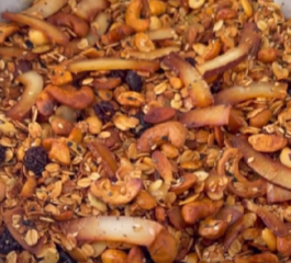 Granola Caseira Fácil e Deliciosa