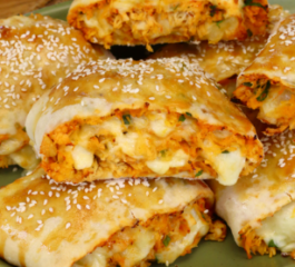 Rocambole de Frango com Queijo