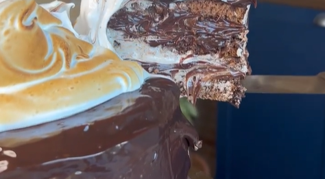 Bolo de Chocolate com Marshmallow