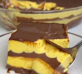 Mousse de Maracujá Trufado com Casquinha de Chocolate