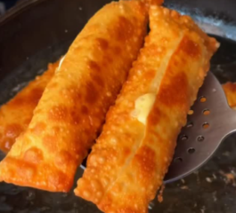 Petisco de Salsicha e Queijo
