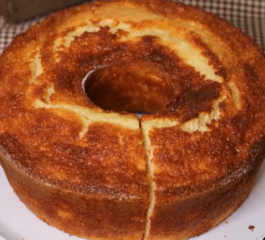 Bolo Moça de Coco Sem Glúten
