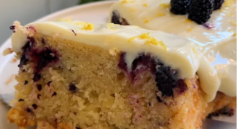Bolo de Amora com Limão Siciliano